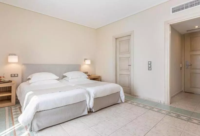 ガーデンビュースーペリアールーム, Porto Naxos