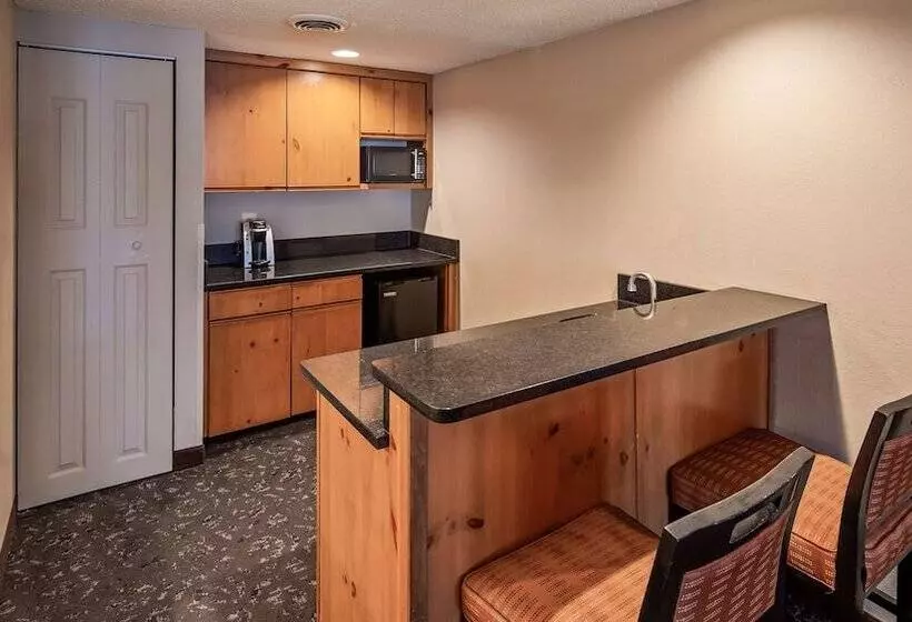 ハイドロマッサージバス付きスイート, Best Western Greenfield Inn