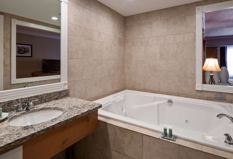 جناح مزود بجاكوزى, Best Western Greenfield Inn