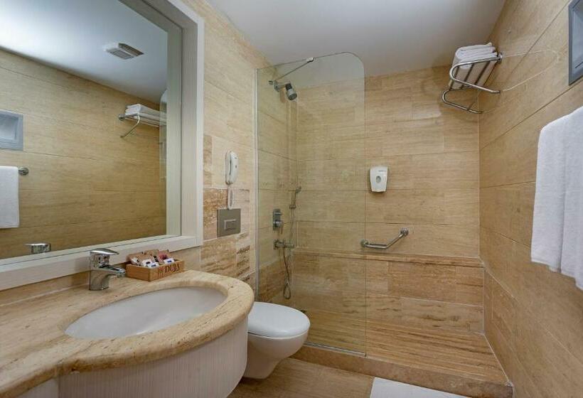 Quarto Estandar, Duja Bodrum