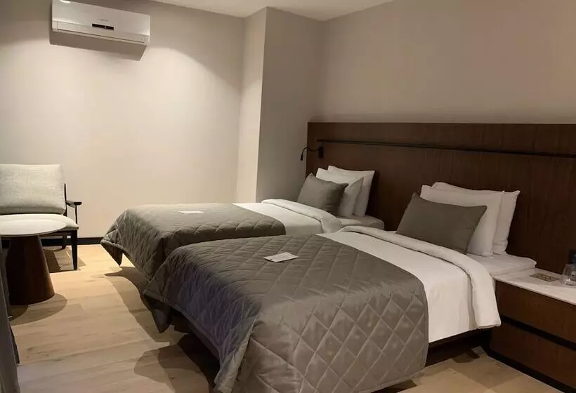 سوییت, Duja Bodrum
