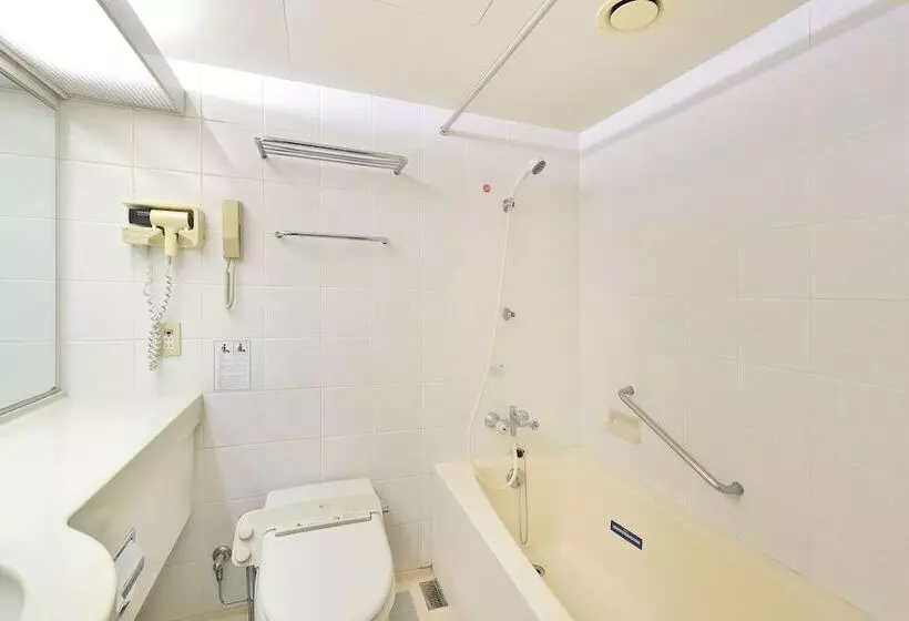 Standard Kolmen Hengen Huone, Narita Gateway