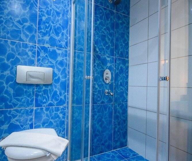 标准三人间, Sun Beach Resort