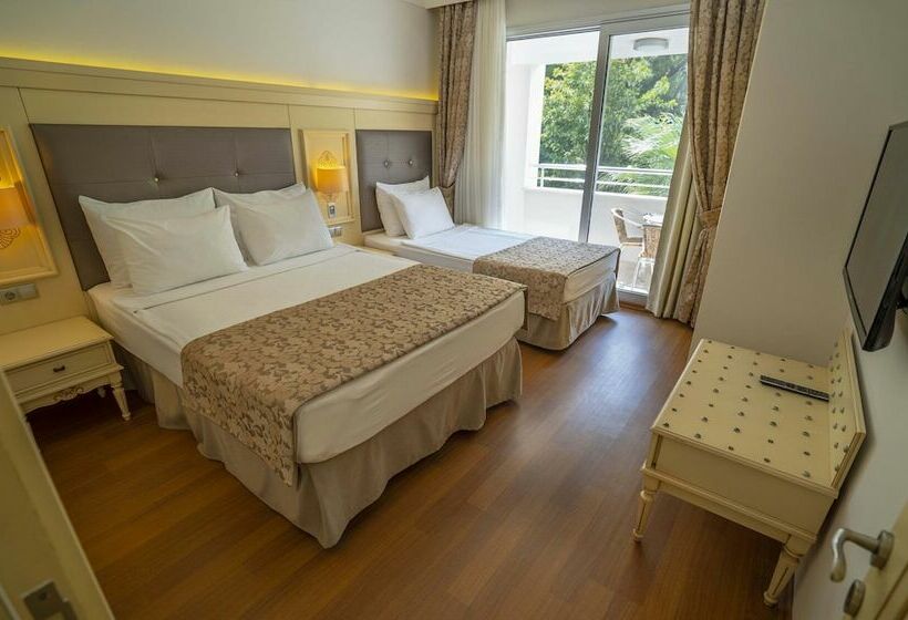 Семейный Номер, Turunc Resort