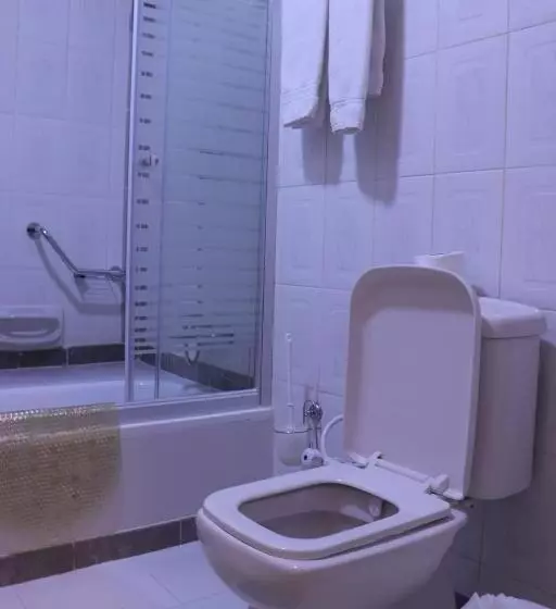 اتاق استاندارد, Amra Palace International