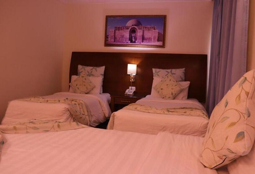 اتاق استاندارد سه نفره, Amra Palace International