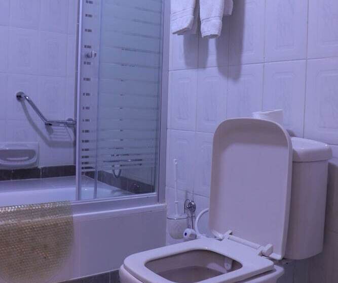 اتاق استاندارد, Amra Palace International