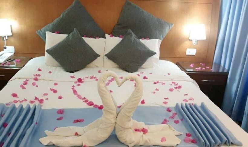 اتاق استاندارد, Amra Palace International