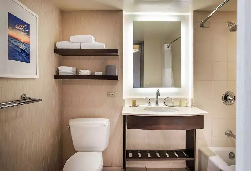 キングサイドベッドのスタンダードワンルーム, Doubletree By Hilton Hotel San Diego   Mission Valley