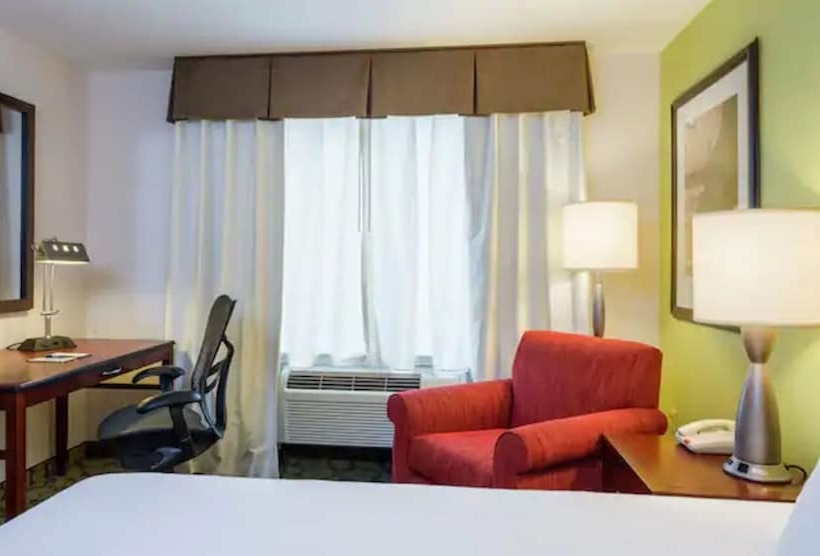 اتاق استاندارد, Hilton Garden Inn Queens/jfk Airport