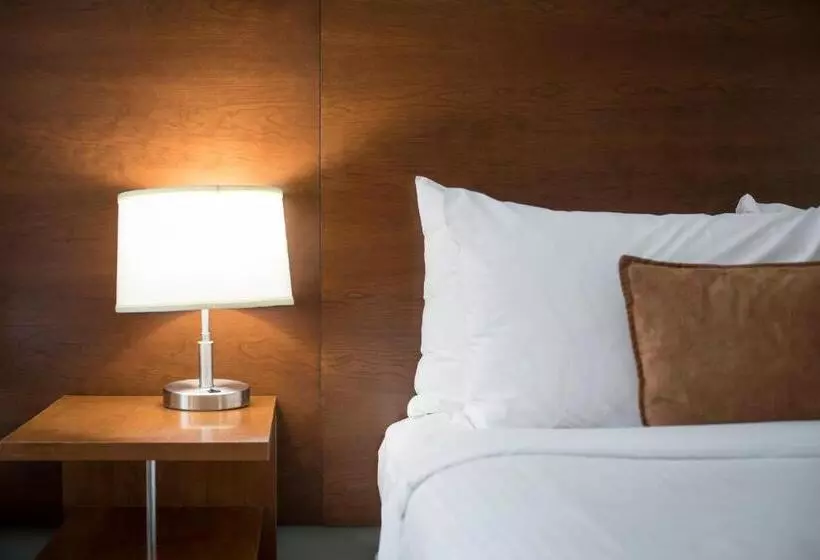 マウンテンビューデラックスルーム, The Juniper Hotel & Bistro