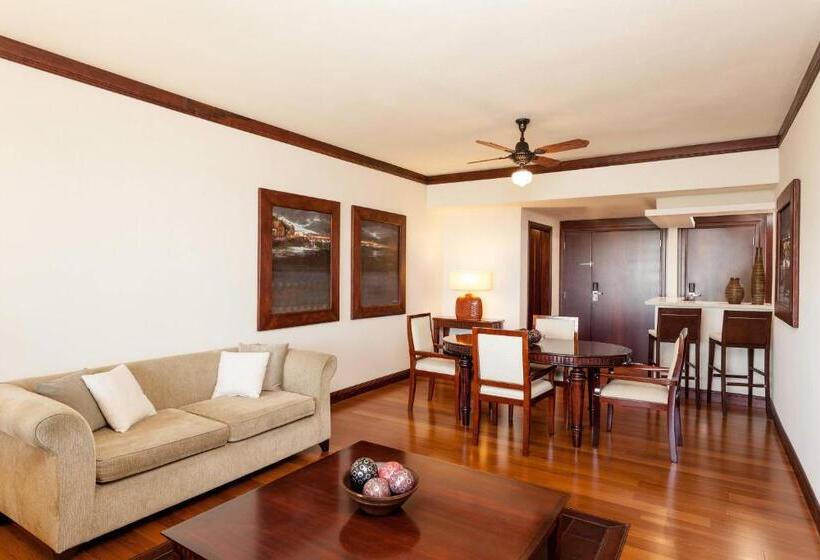 جناح سرير كينج, Sheraton Colonia Golf & Spa Resort