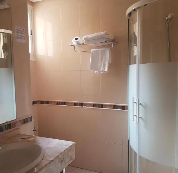 اتاق استاندارد یک نفره, Hostal Centro