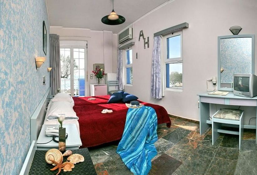 标准间, Aphrodite Beach