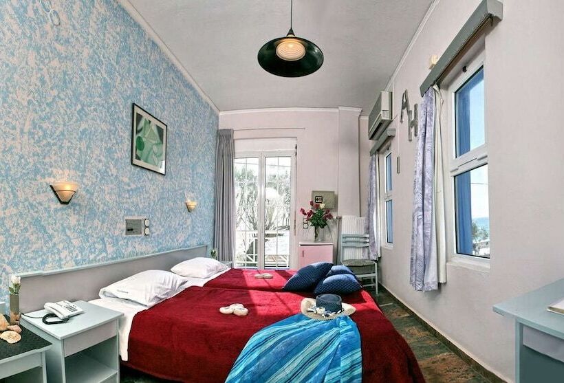 标准间, Aphrodite Beach