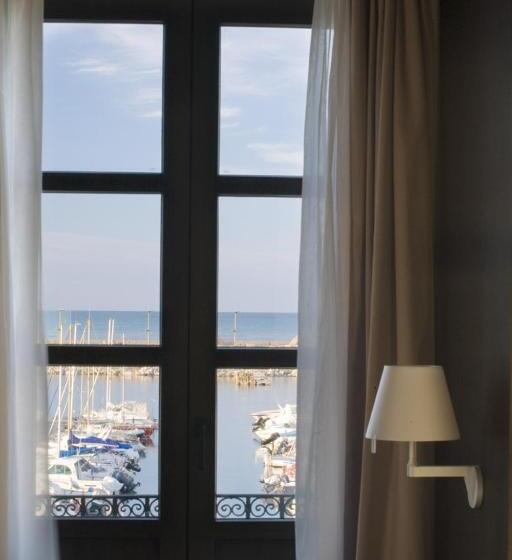 带海景的标准房, El Raset