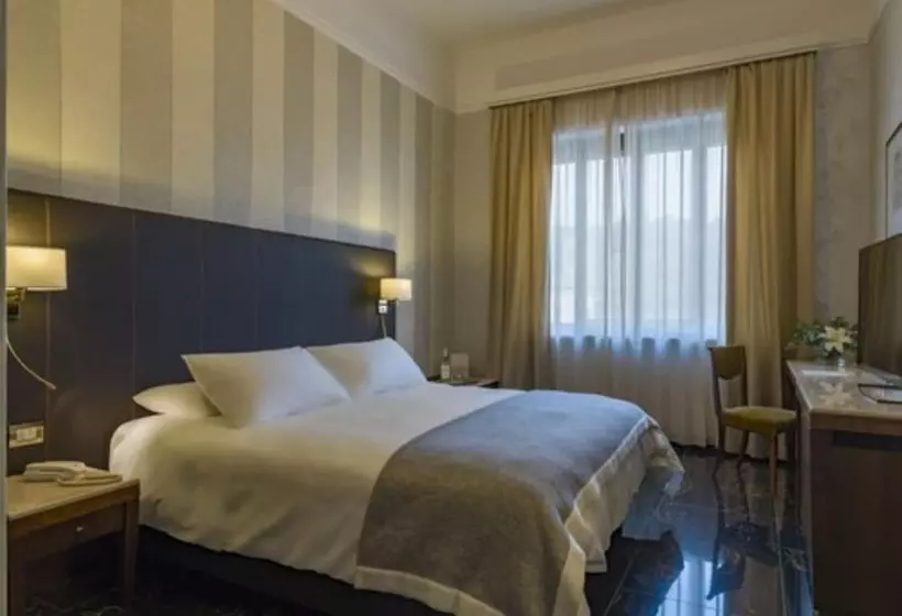 Superior Kolmen Hengen Huone, Grand Hotel Castrocaro Longlife Formula