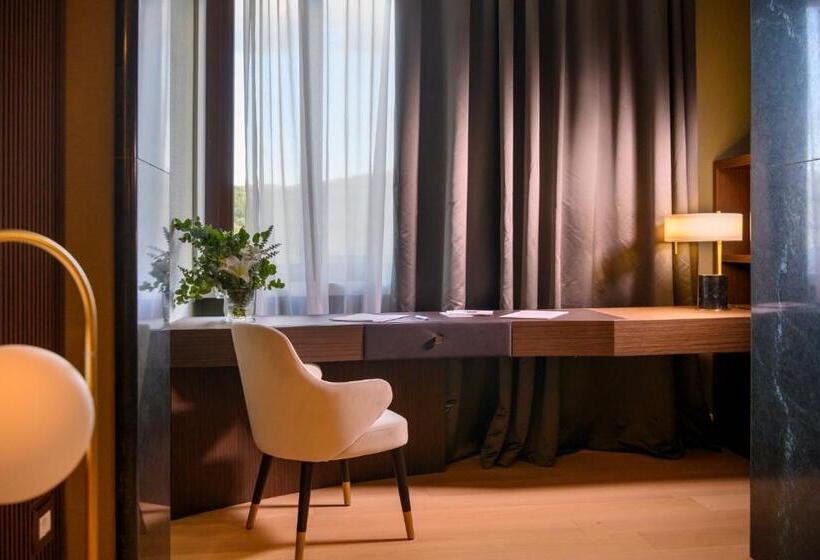 スイート, Grand Hotel Castrocaro Longlife Formula