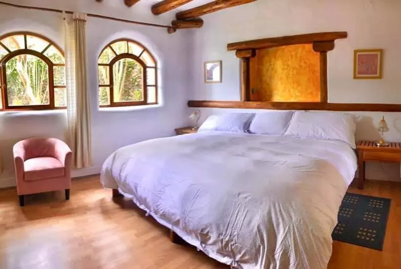 デラックスルーム, Intiyaya Residence