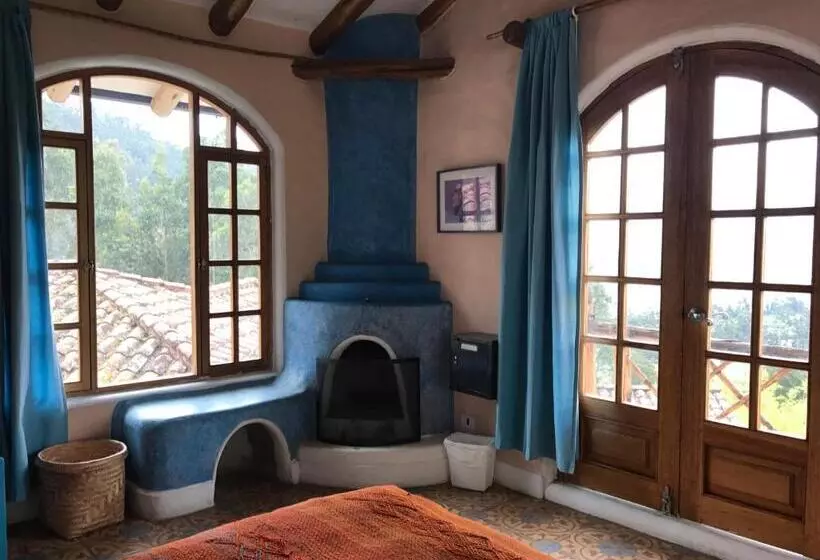 スタンダードスタジオ, Intiyaya Residence
