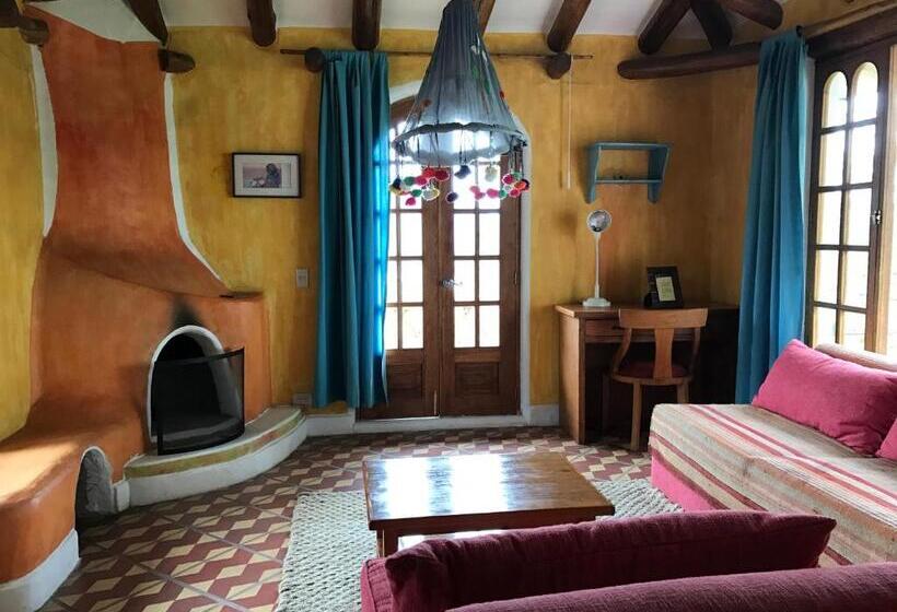 高级工作室, Intiyaya Residence