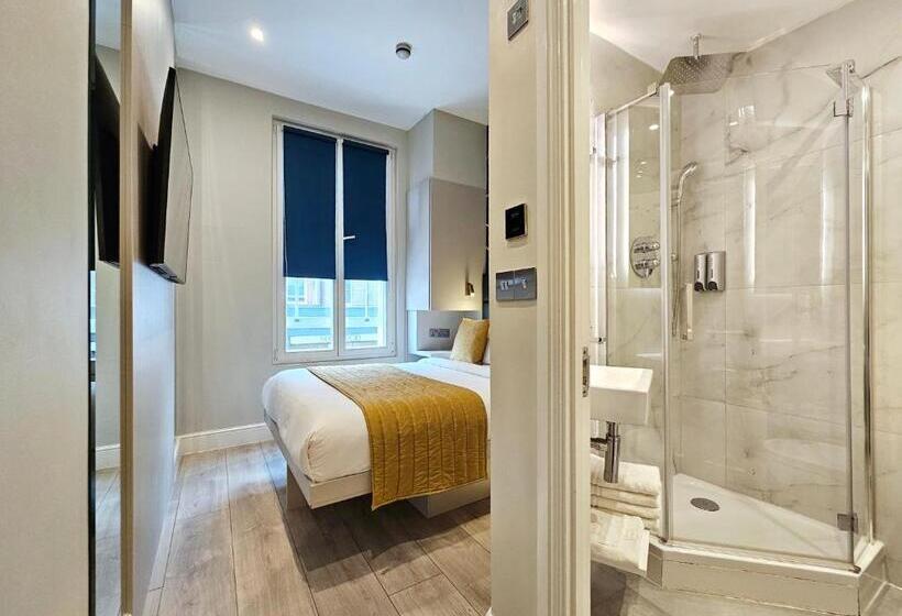 غرفة قياسية, Nox Hyde Park