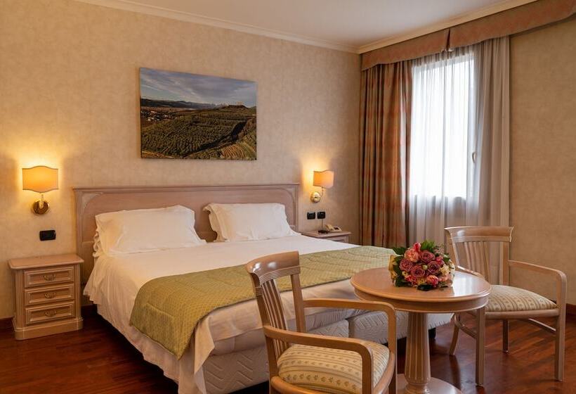 חדר סופריור, Roxy Plaza