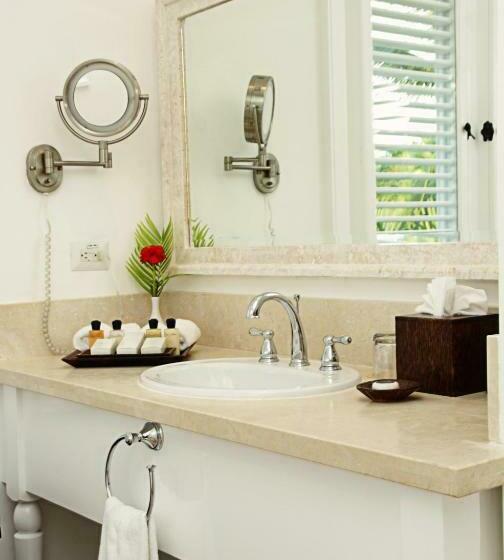 سوییت جونیور با چشمانداز دریا, Tortuga Bay