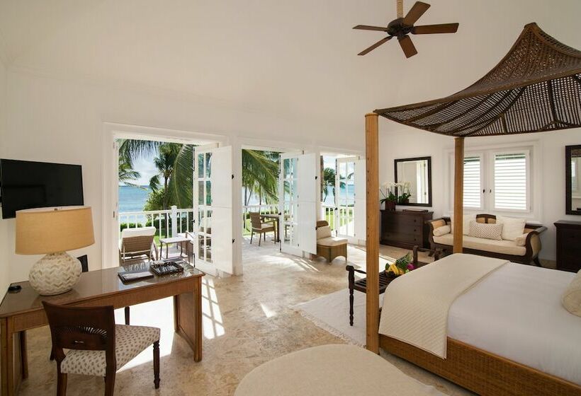 سوییت جونیور با چشمانداز دریا, Tortuga Bay