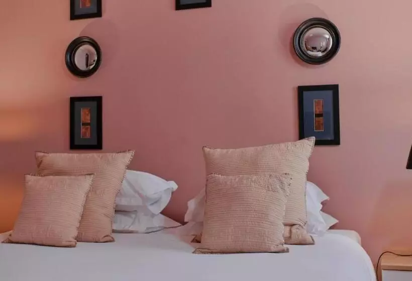 اتاق استاندارد, Vozdvyzhensky Boutique