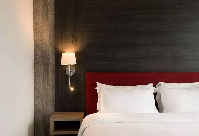 مجموعه ویستا شهر, Radisson Blu Hotel, Birmingham