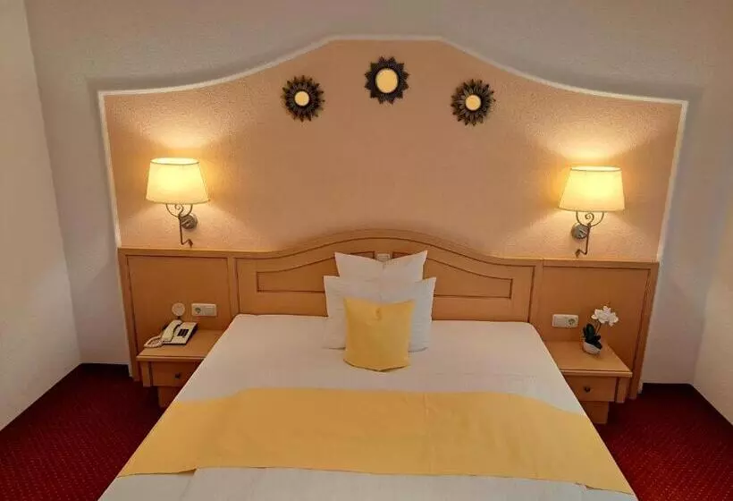 Standard Yhden Hengen Huone, Schedlers Löwenhotel Garni