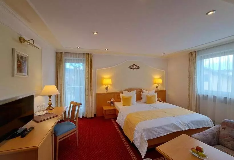 Standard-huone Parveke, Schedlers Löwenhotel Garni