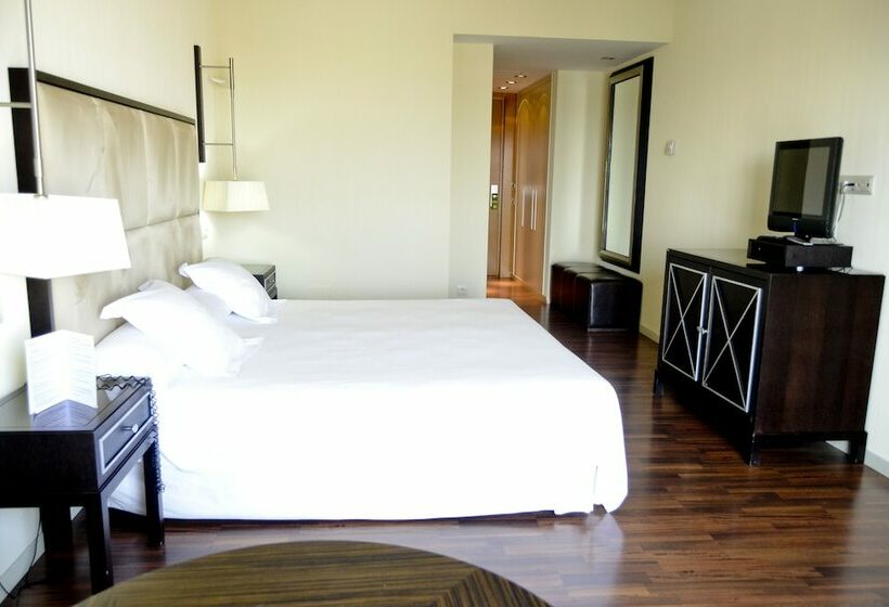 Номер Стандарт Трехместный, 525