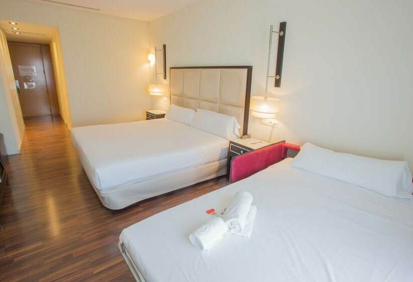 Номер Стандарт Трехместный, 525