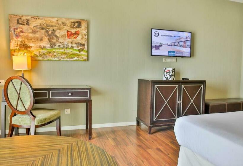 Номер Economy, 525