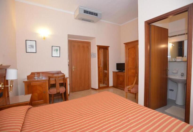 اتاق عادی, Acqui & Centro Benessere