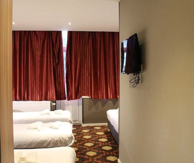 اتاق استاندارد چهار تخته, Aston City