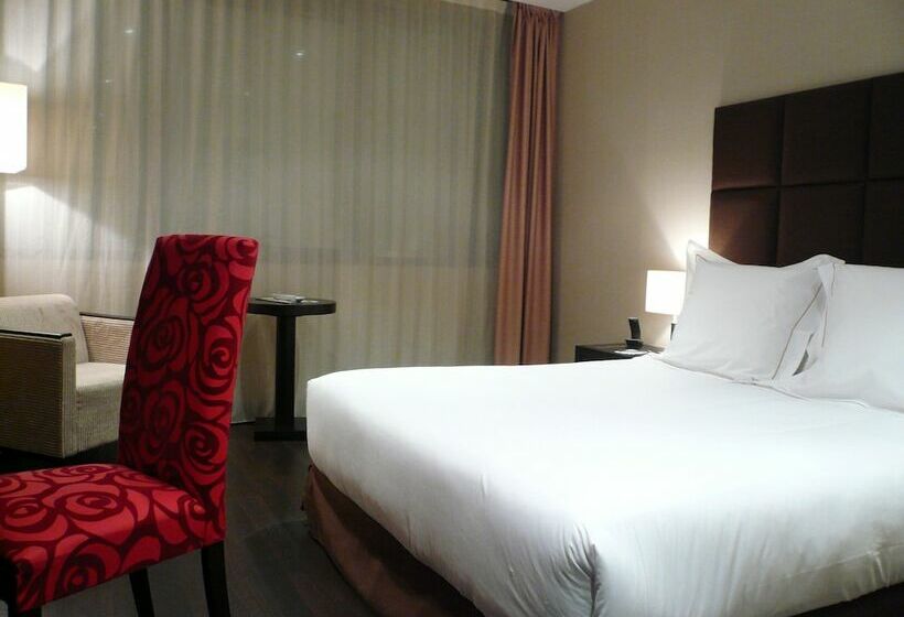 اتاق استاندارد, Azz Asturias Langrehotel & Spa