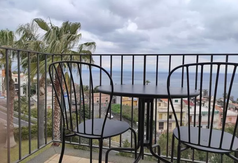 سوئیت جونیور با ماساژ آبی, Best Western Hotel Santa Caterina
