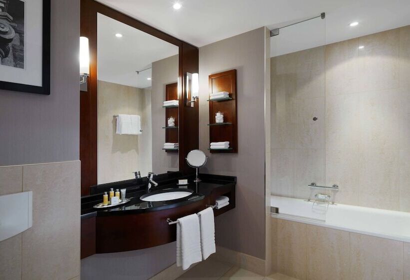 חדר דלוקס, Cologne Marriott