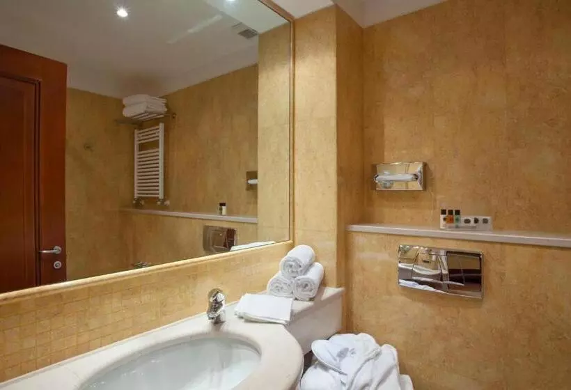 اتاق پرمیوم, Holiday Inn Cagliari, An Ihg