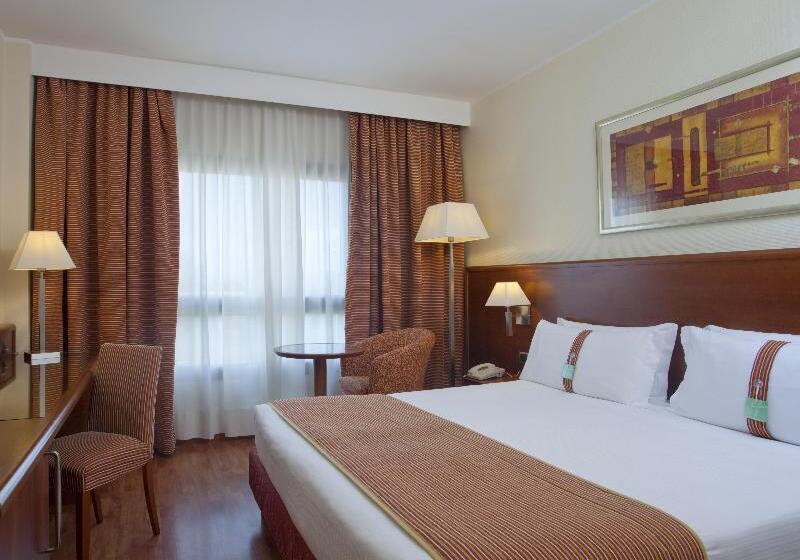 Номер Стандарт, Holiday Inn Cagliari, An Ihg