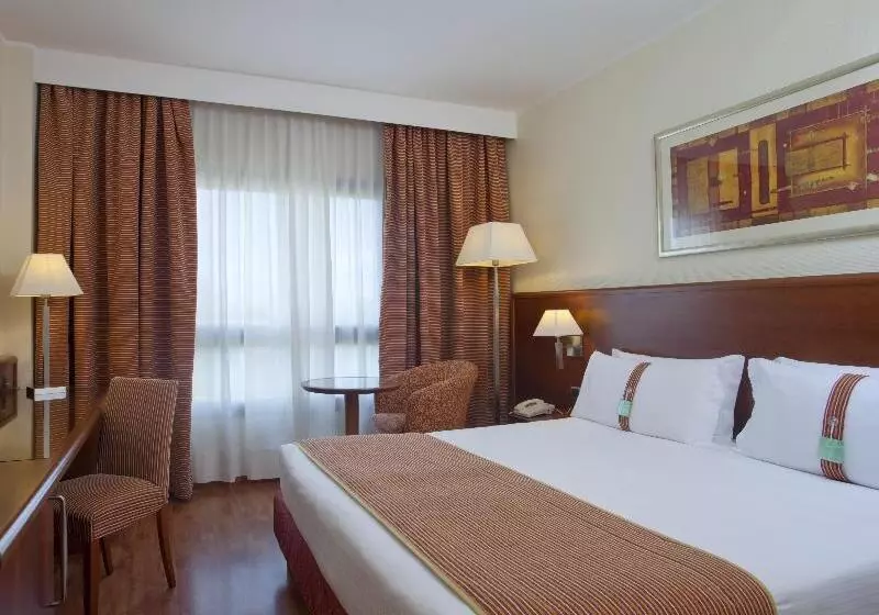 اتاق استاندارد, Holiday Inn Cagliari, An Ihg