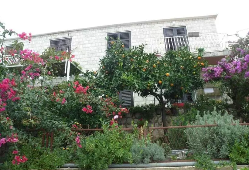 Standard room with outdoor bath, Guesthouse Ivona