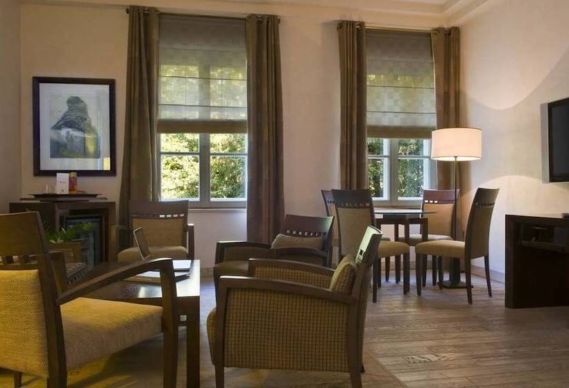 סוויטה, Mamaison Le Regina Boutique