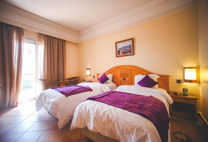 스탠다드 룸, Menzeh Dalia