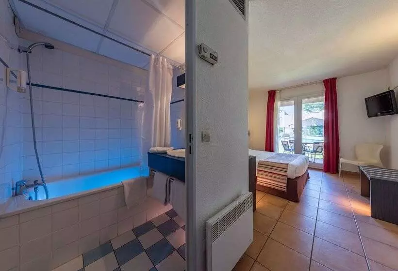 اتاق استاندارد با تراس, Artemia Hôtel