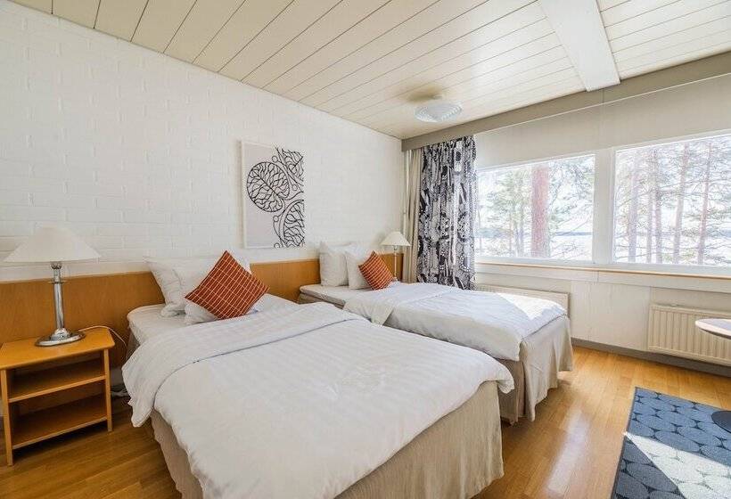 غرفة قياسية مطلّة علي البحر, Rantapuisto