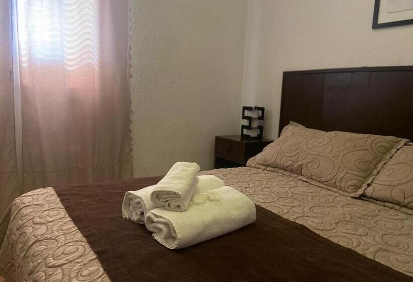 غرفة قياسية, Select